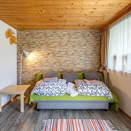 Danita Apartman *
