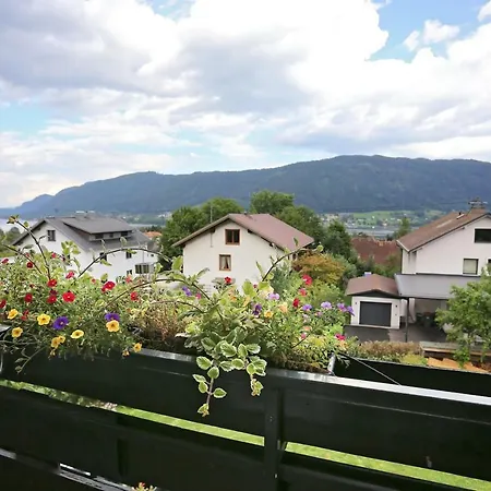 Danita Apartman *
