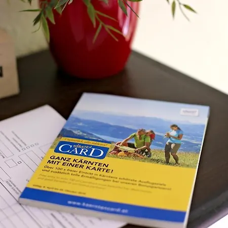 Danita 博登斯多夫